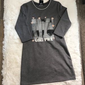 Gray long sleeve dress in great used condition